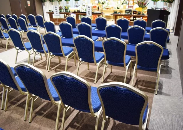 人数を減らすイメージ写真