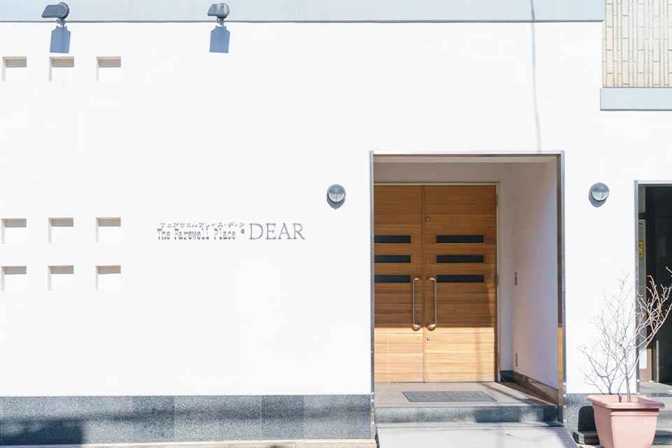 フェアウェルプレイス ディアのエントランス